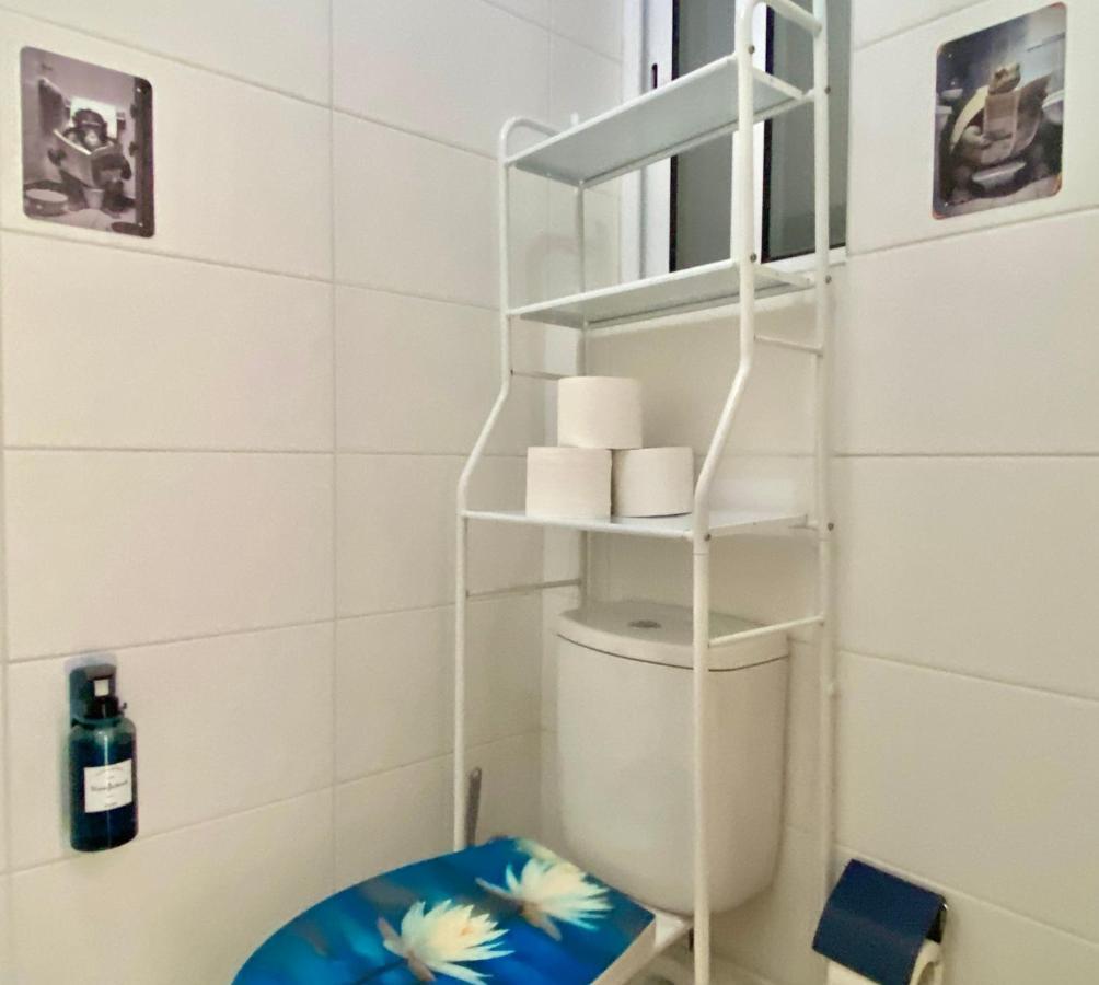 Central- Private En-Suite With Balcony In Shared Residence Pietà 外观 照片